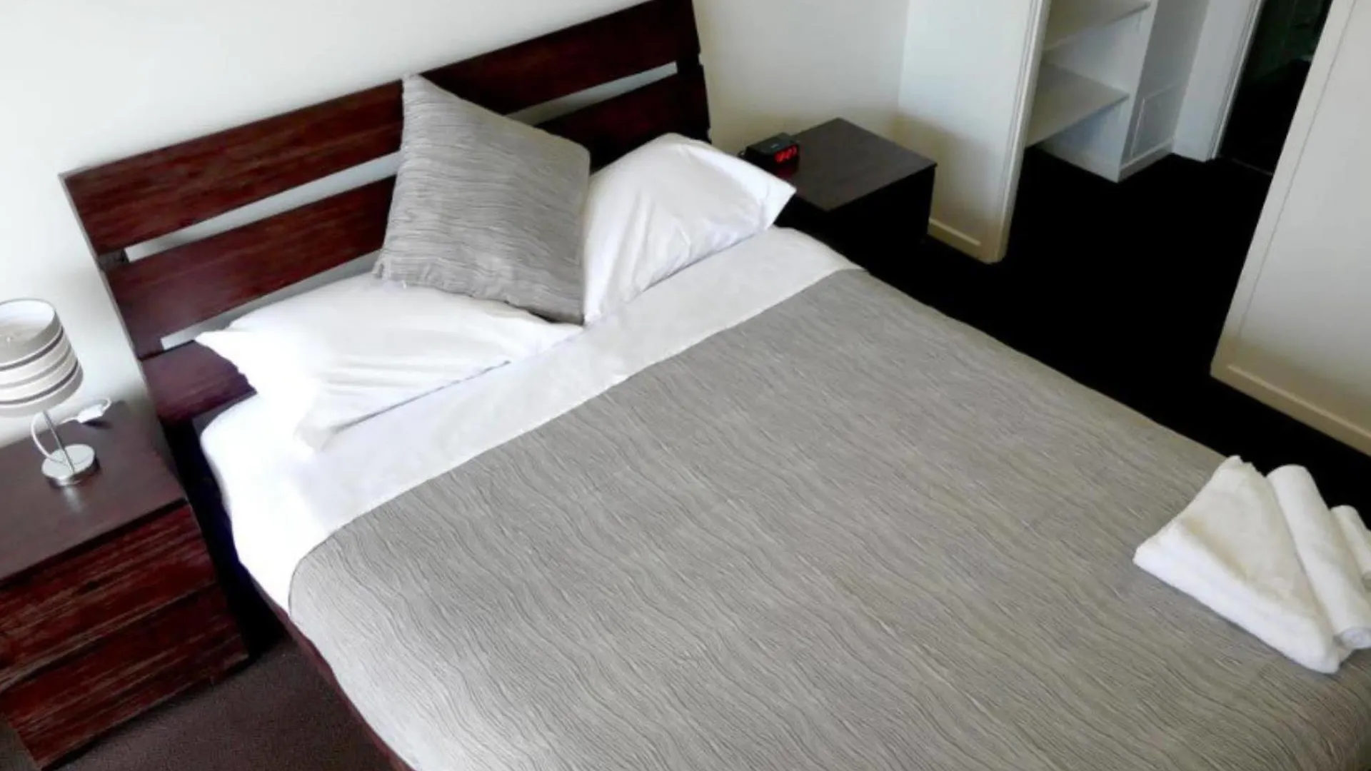 Monterey Apartments Moranbah Australia
