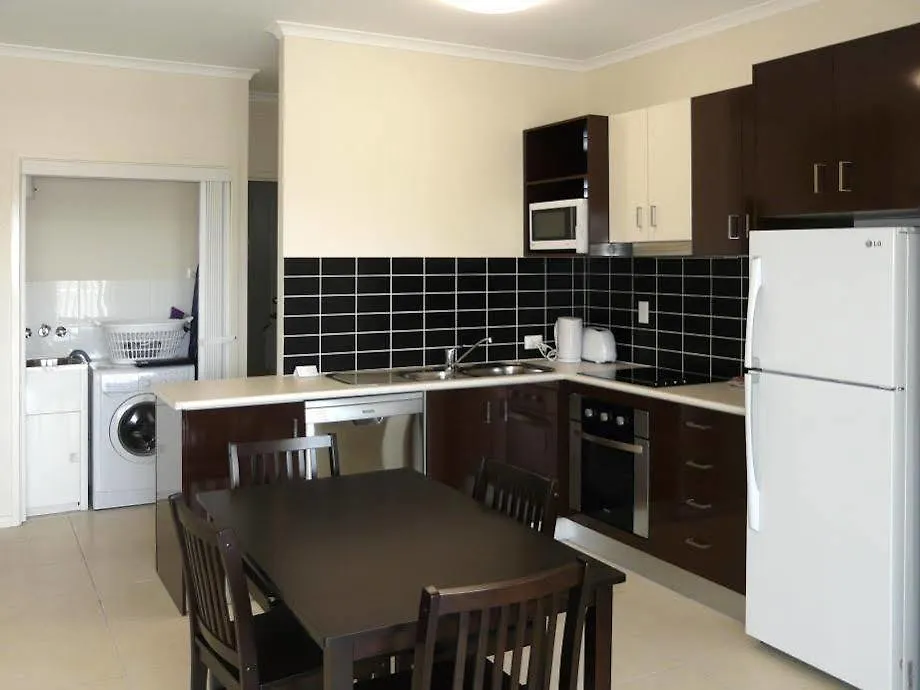 Aparthotel Monterey Apartments Moranbah